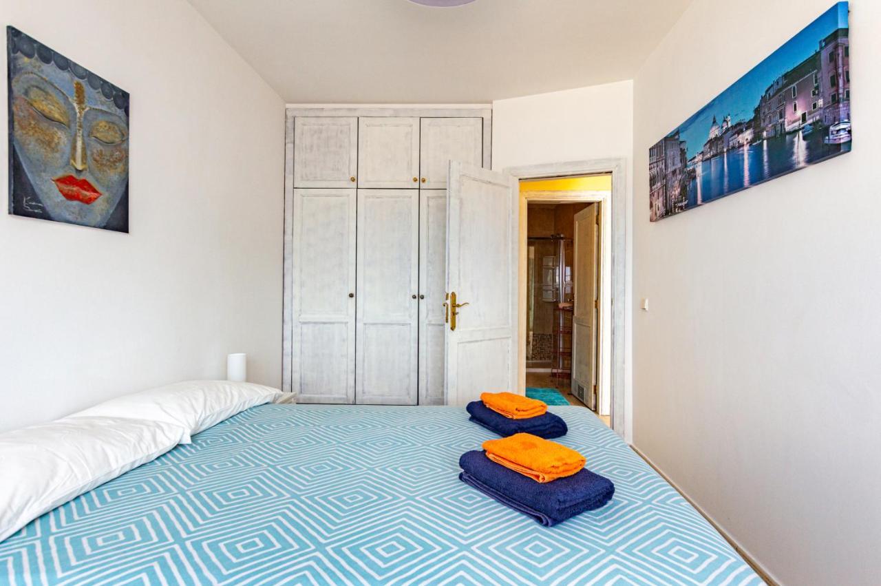 M.E.Downtownapartment คอร์ราเลโฮ ภายนอก รูปภาพ